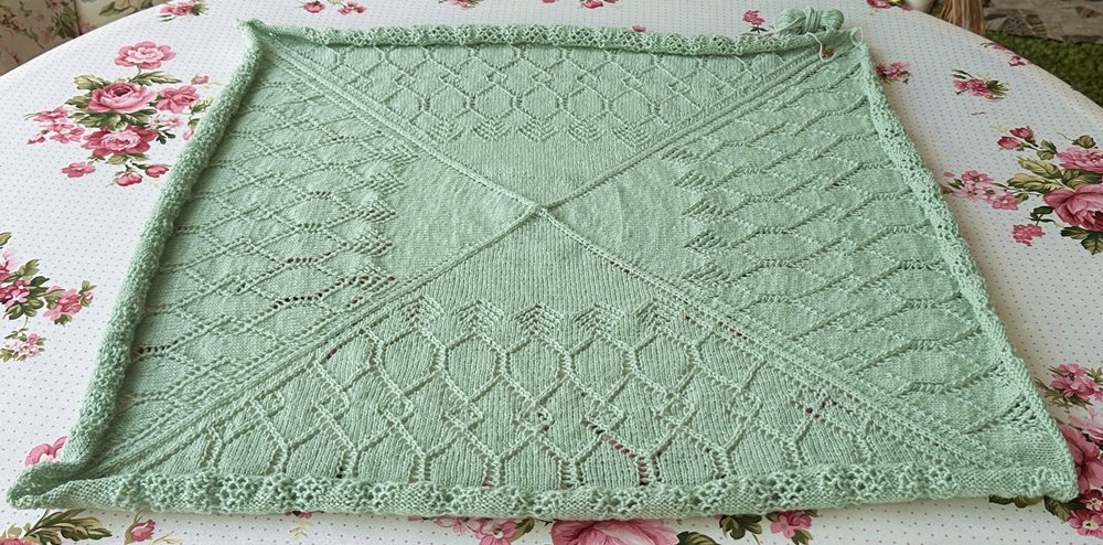 Blog-Inhaltsbild für 'Gestrickte Decken in Hülle und Fülle'