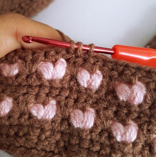 Blog content image for 'Free Crochet Pattern 'Love Steps' Summer Shoes Sizes US 5-10 / UK 3.5-8.5'