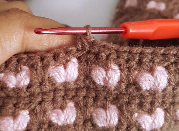 Blog content image for 'Free Crochet Pattern 'Love Steps' Summer Shoes Sizes US 5-10 / UK 3.5-8.5'