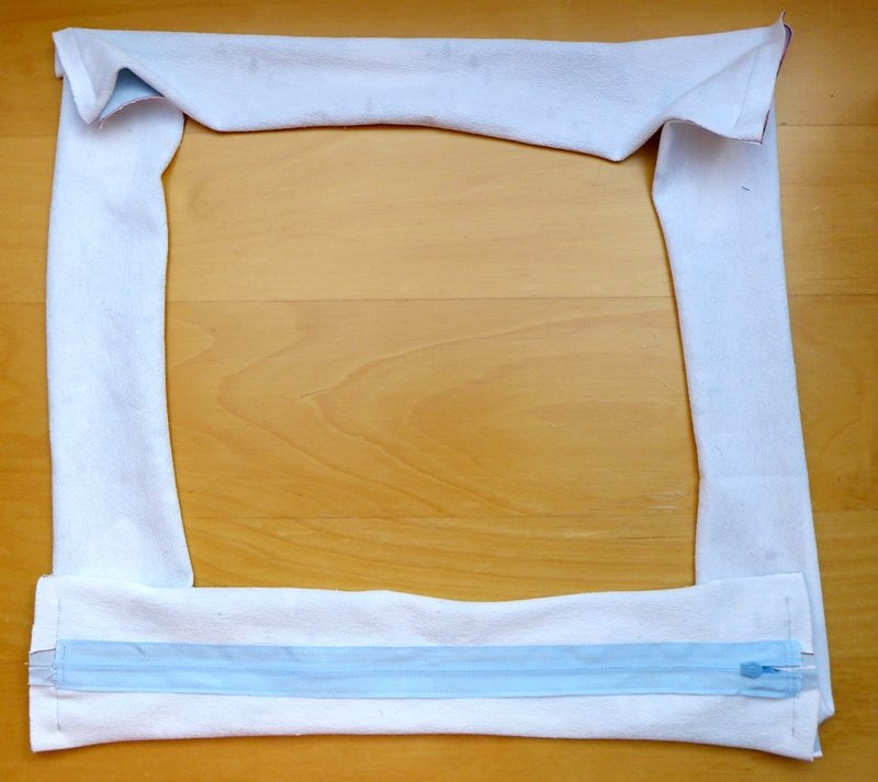 Blog-Inhaltsbild für 'Sitzkissen für Kinder - Gratis Nähanleitung'