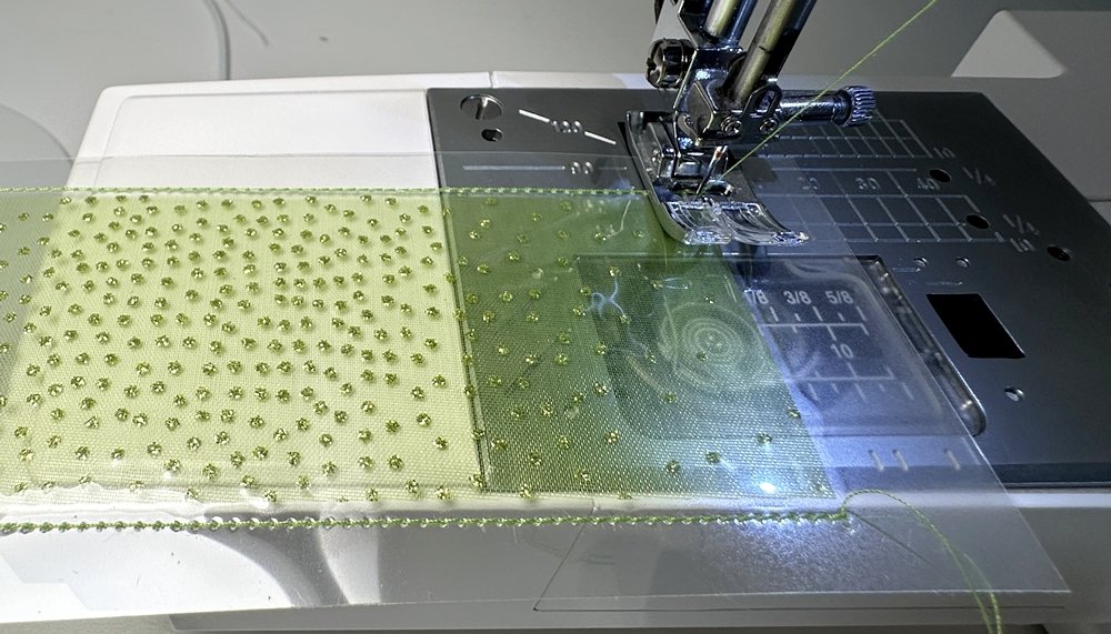 Blog-Inhaltsbild für 'DIY: Laminierte Lesezeichen mit Kindern basteln'