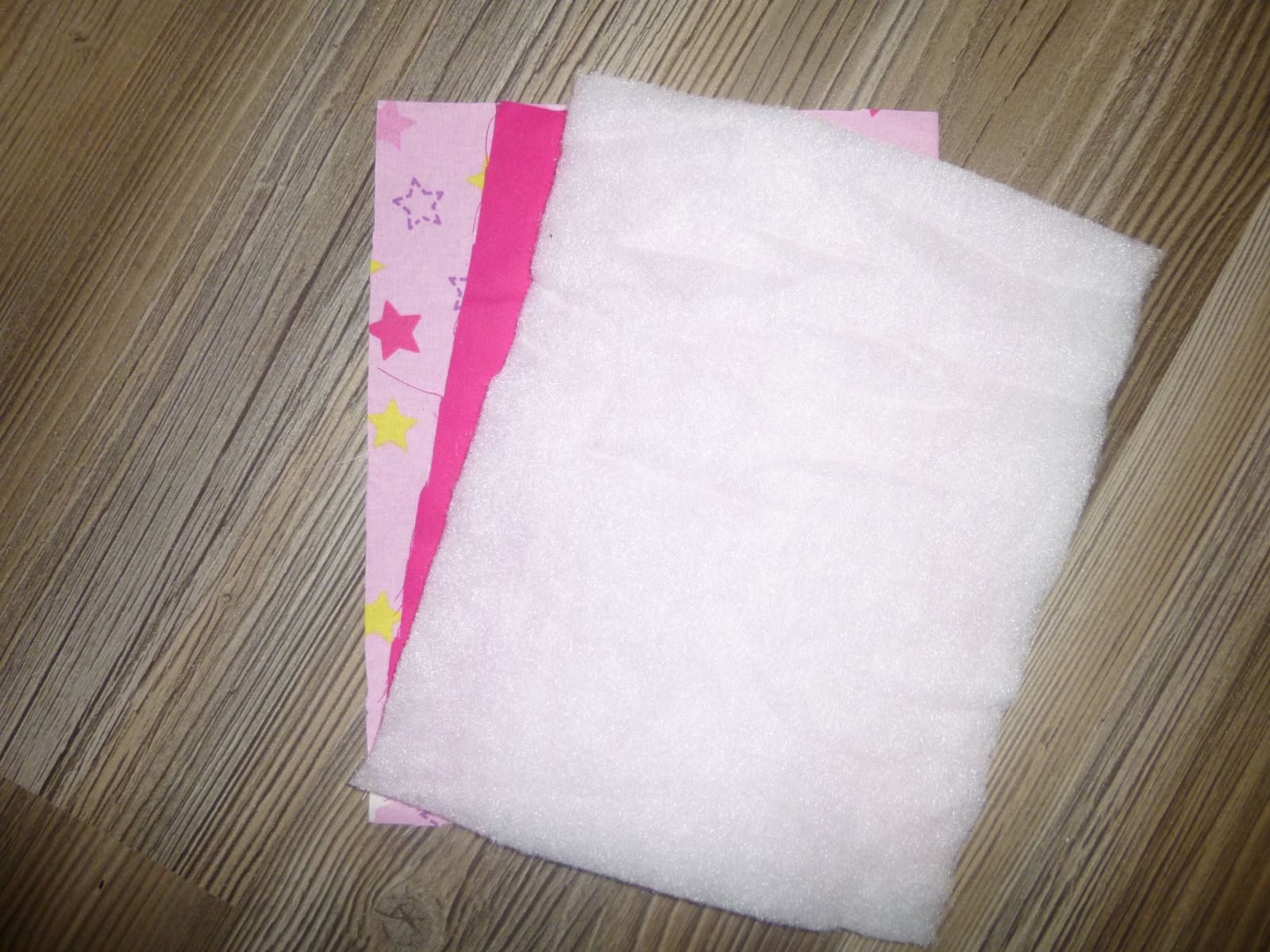 Blog content image for 'Kostenlose Näh-Anleitung: Gurtschoner für Kids'