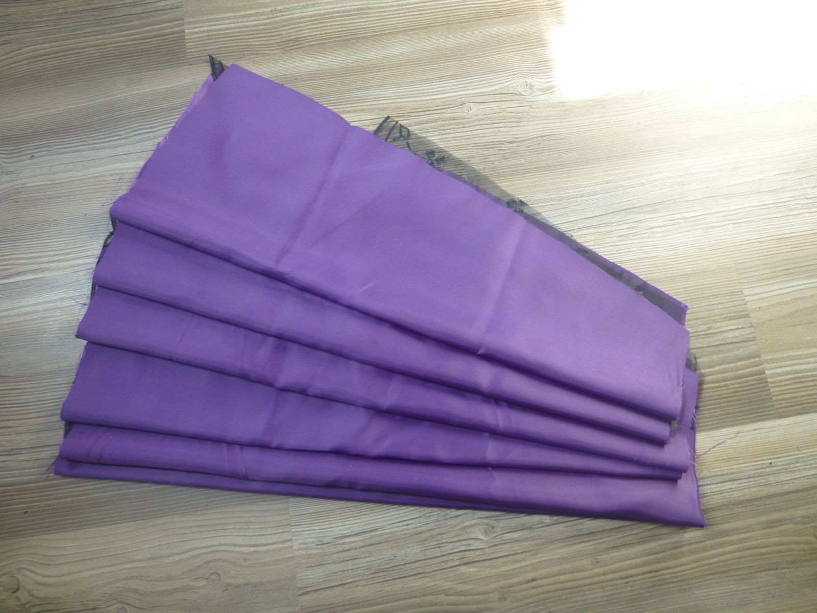 Blog-Inhaltsbild für 'Näh-Anleitung: Eleganter Damenrock'