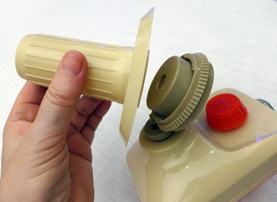 Blog-Inhaltsbild für 'Wolle schnell und komfortabel wickeln - Schirmhaspel und Wollwickler im Einsatz'