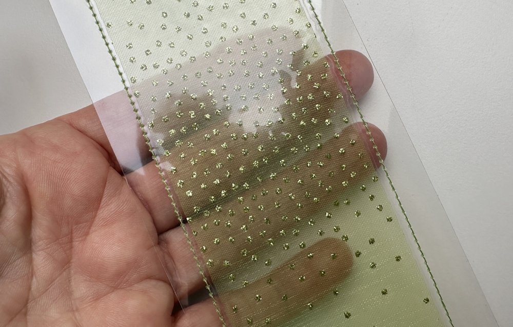 Blog-Inhaltsbild für 'DIY: Laminierte Lesezeichen mit Kindern basteln'