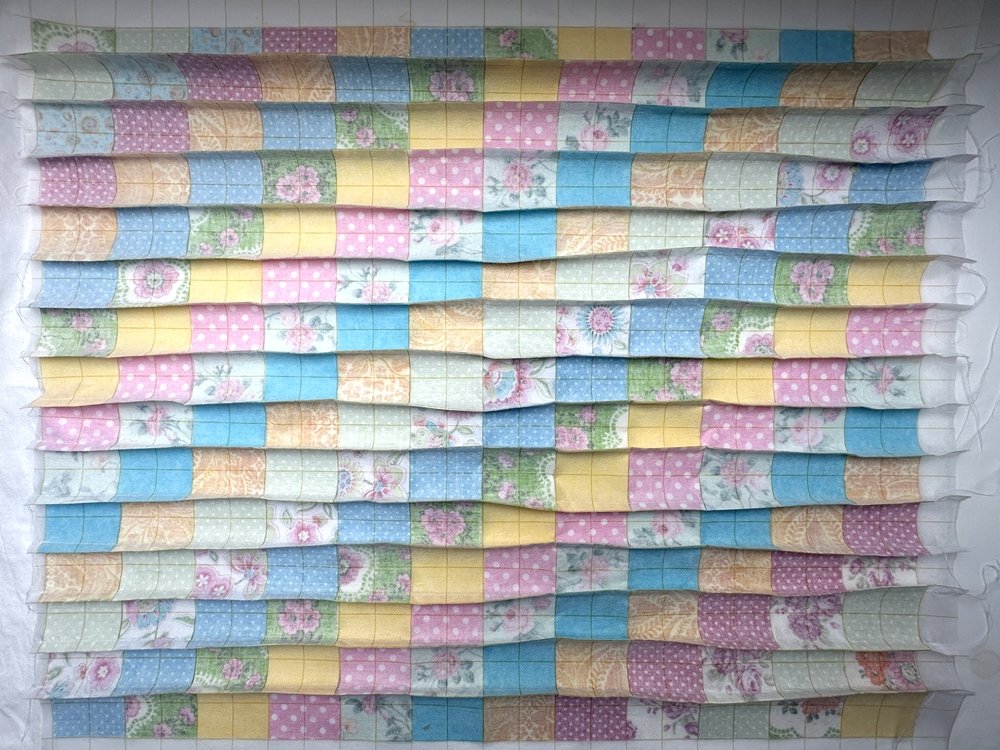 Blog-Inhaltsbild für 'Näh-Workshop Teil 2: Patchwork-Bettdecke für das Puppenbett'