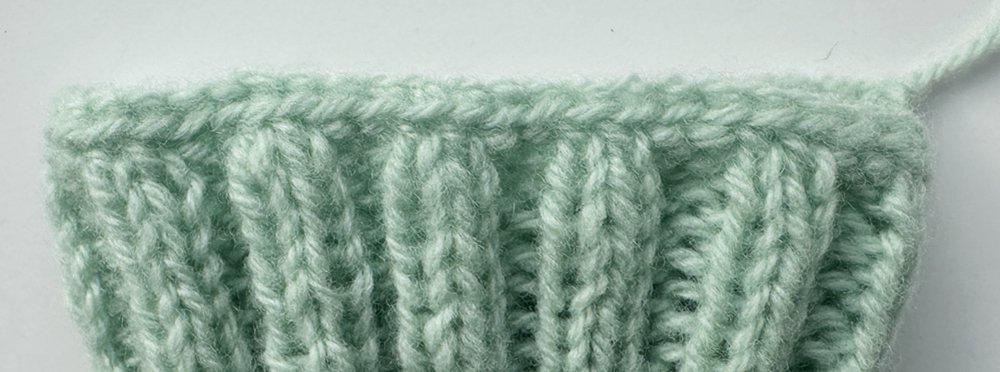 Blog-Inhaltsbild für 'Strickanleitung Babyhose in 3 Größen'