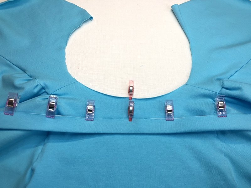 Blog-Inhaltsbild für 'Bolero nähen für Nähanfänger'