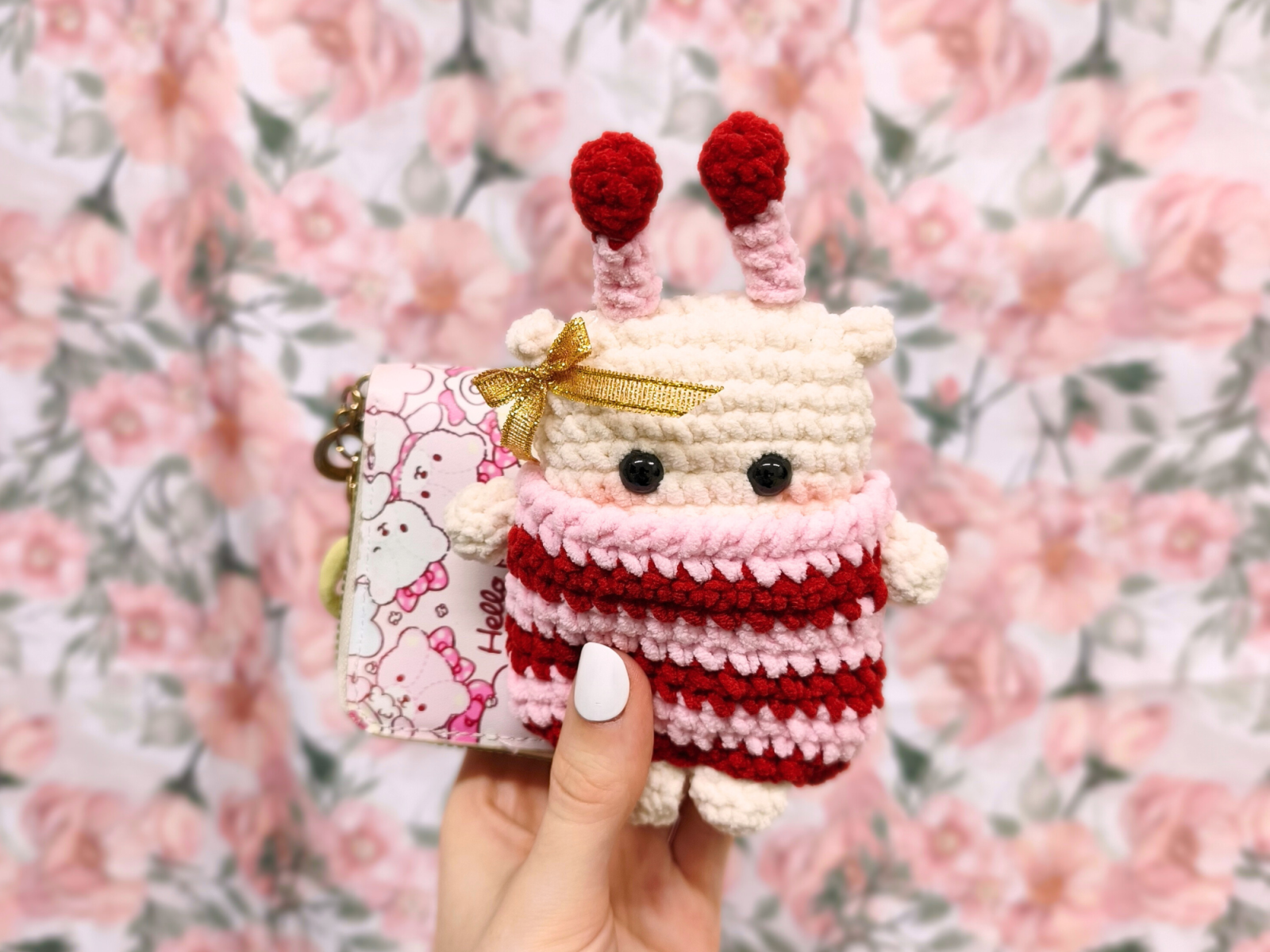 Blog-Inhaltsbild für 'Mit Häkeln Geld verdienen - Möglichkeiten, Realität und meine ehrliche Erfahrung'