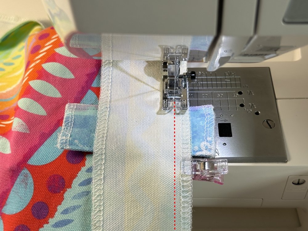 Blog-Inhaltsbild für 'Passgenauen Kissenbezug nähen - Nähanleitung'