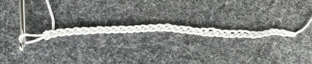 Blog-Inhaltsbild für 'Verspieltes Duftkissen oder Deko aus Garnresten - Kostenlose Häkelanleitung'