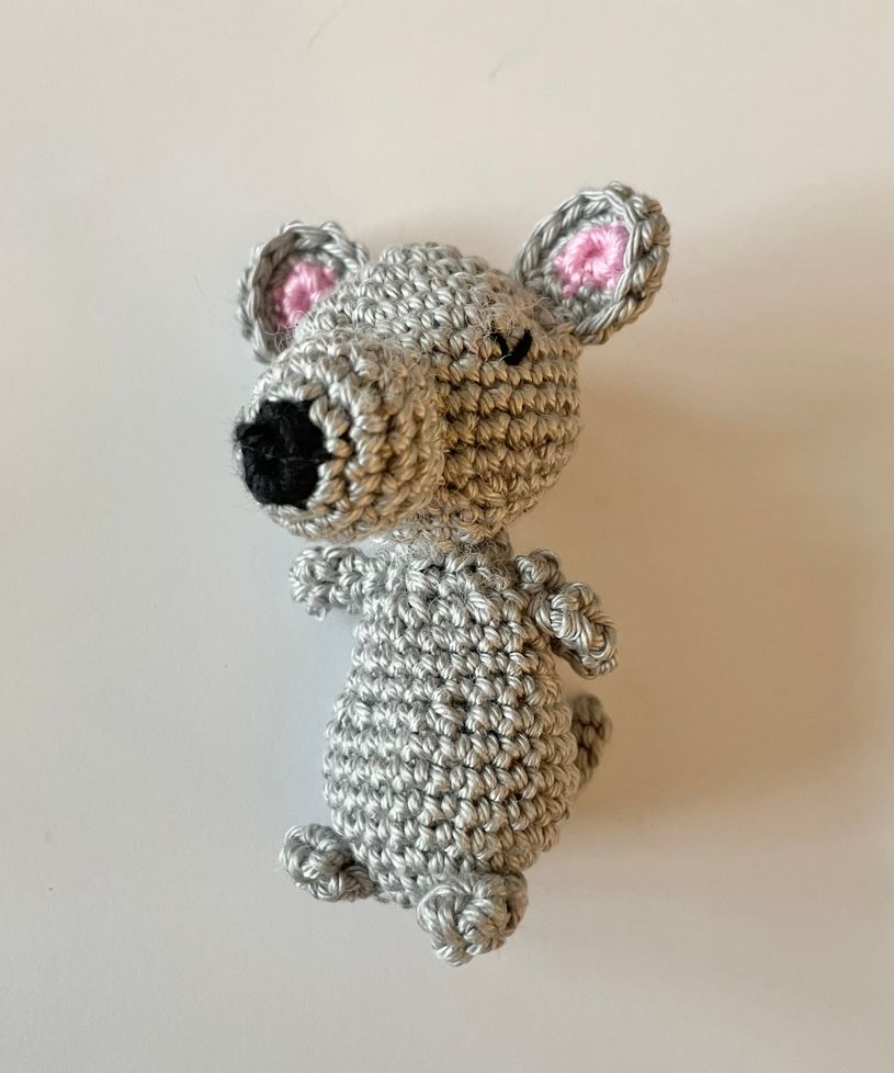 Blog-Inhaltsbild für 'Kostenlose Häkelanleitung für ein niedliches Pilzhaus'