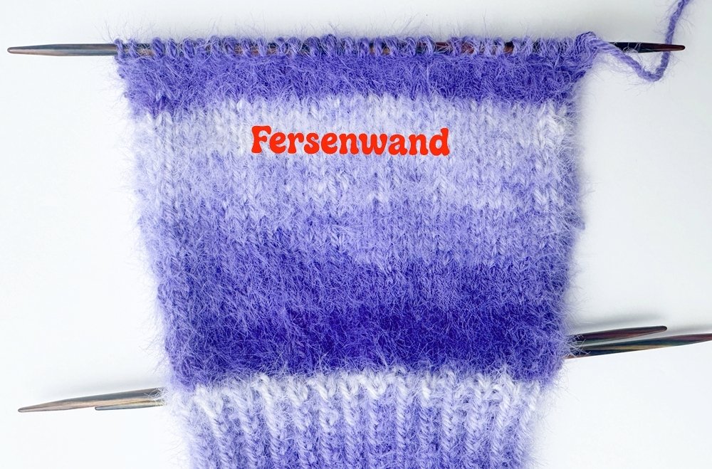 Blog-Inhaltsbild für 'Kuschelweiche Flauschsocken stricken'