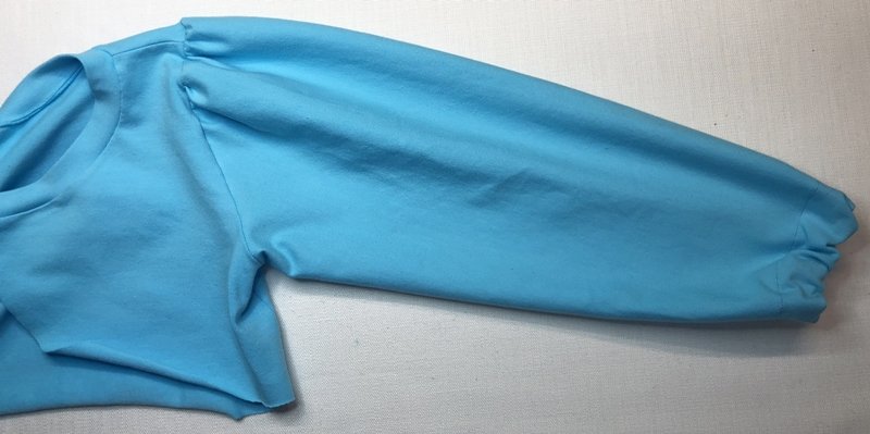 Blog-Inhaltsbild für 'Bolero nähen für Nähanfänger'