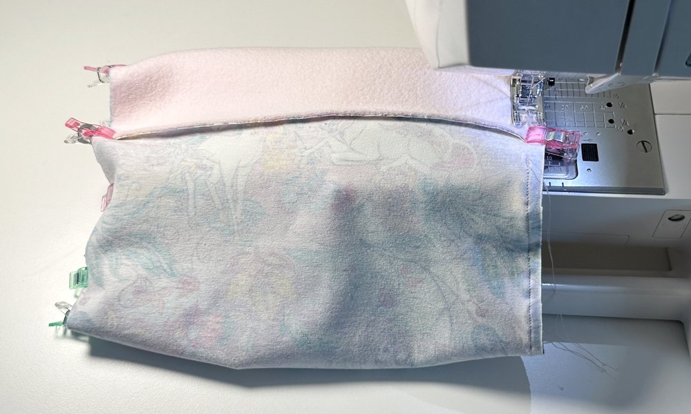 Blog-Inhaltsbild für 'Mütze und Halswärmer nähen - Schritt-für-Schritt-Nähanleitung'