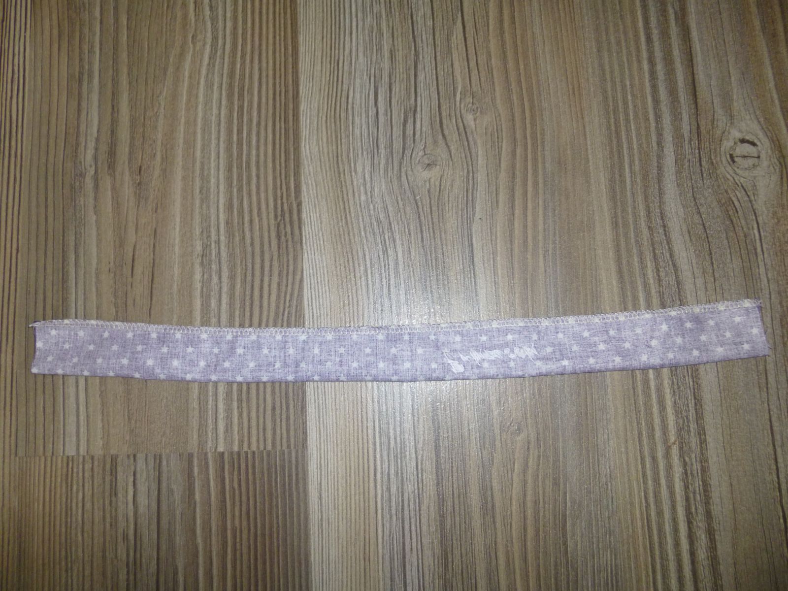 Blog-Inhaltsbild für 'Näh-Anleitung: Schnullerband'