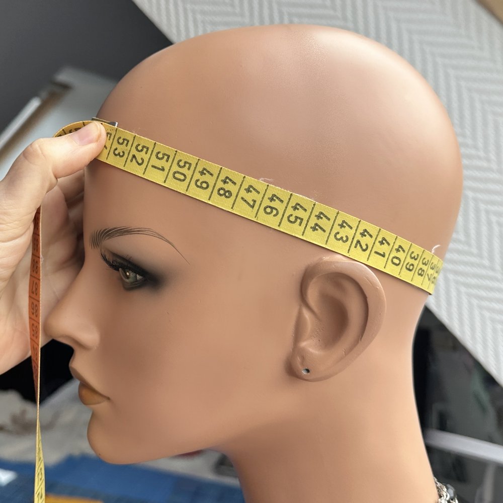 Blog-Inhaltsbild für 'Modernes Knoten-Stirnband in 2 Varianten nähen – Ratzfatz fertig'