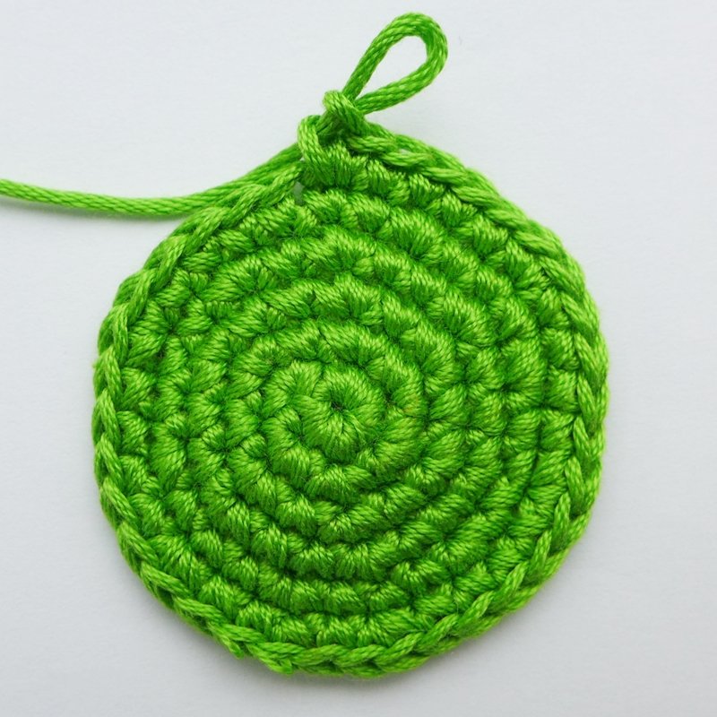 Blog-Inhaltsbild für 'Spielball für Kinder ... Zielwerfen, Büchsenwerfen usw. -  Gratis Häkelanleitung'