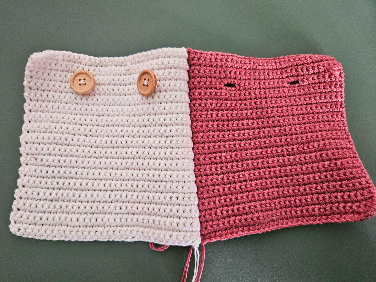 Blog content image for 'Crochet Tic-Tac-Toe Game – Free Pattern for a Small Travel Game with Storage Pouch'