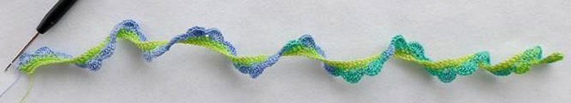 Blog-Inhaltsbild für 'Kostenlose Häkelanleitung: 3D-Blüten mit und ohne Perlen häkeln'