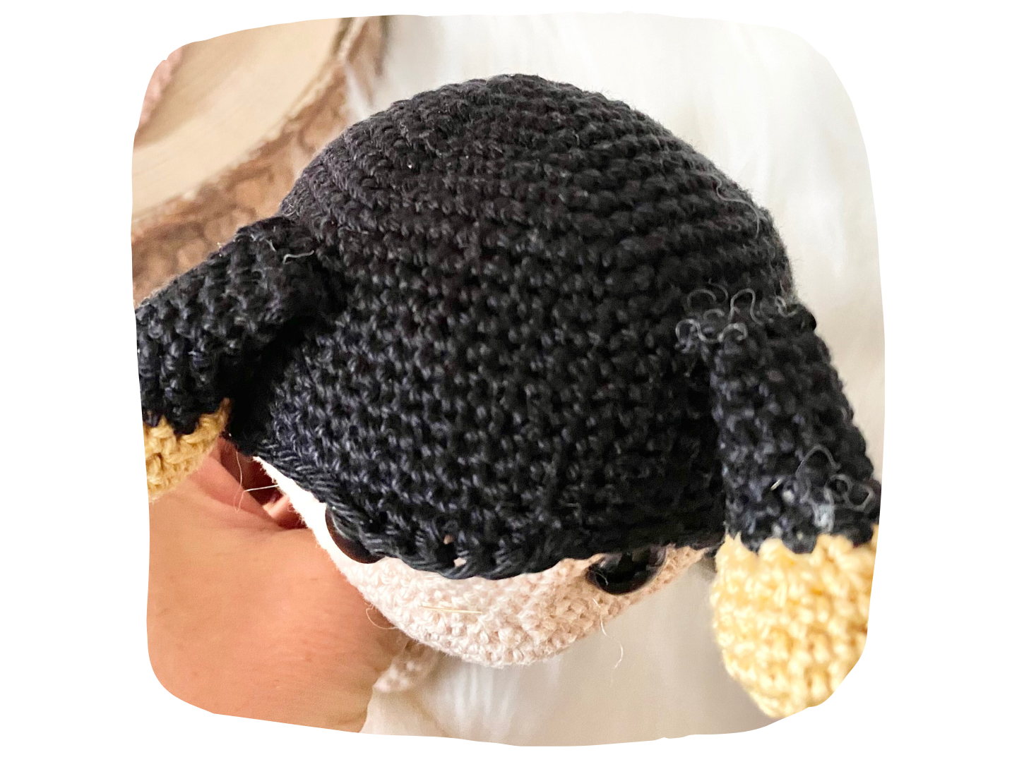 Blog-Inhaltsbild für 'Biene Bea, kostenlose Häkelanleitung von Wolldiamant'