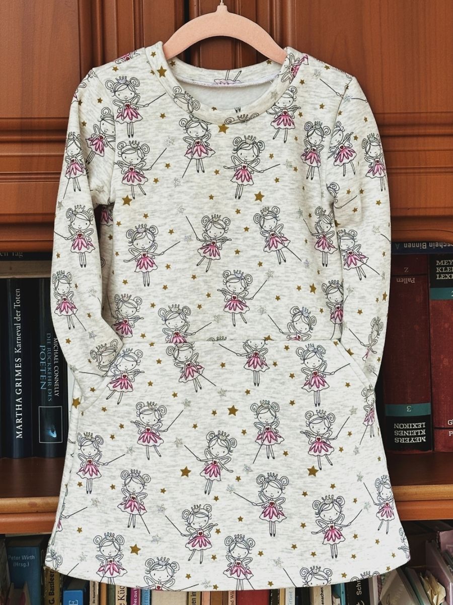 Blog-Inhaltsbild für 'Cooles Kinderkleid mit Taschen nähen'