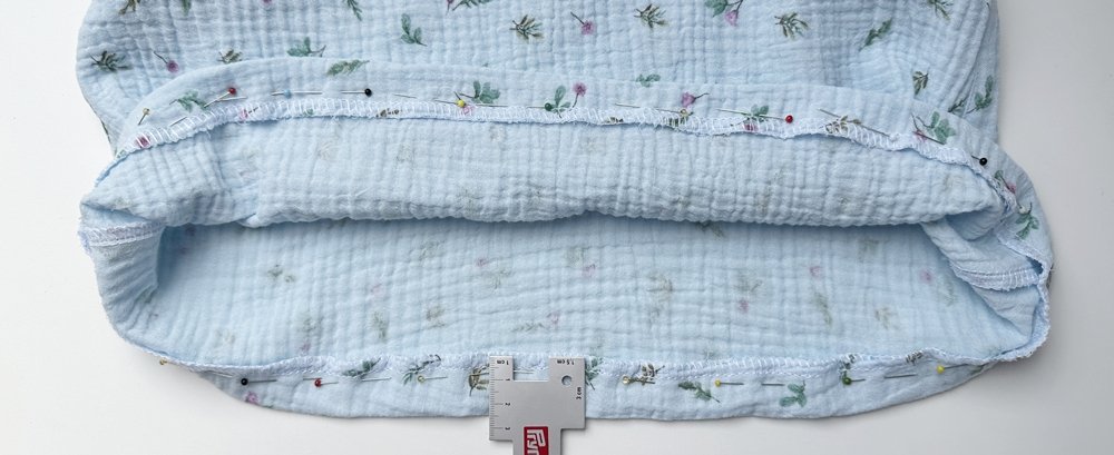 Blog-Inhaltsbild für 'Musselinkleid für Mädchen nach einem kostenlosen Schnittmuster - Top oder Flop?'