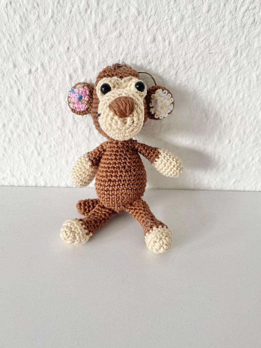 Blog-Inhaltsbild für 'Häkelanleitung – Affe als Schlüsselanhänger'