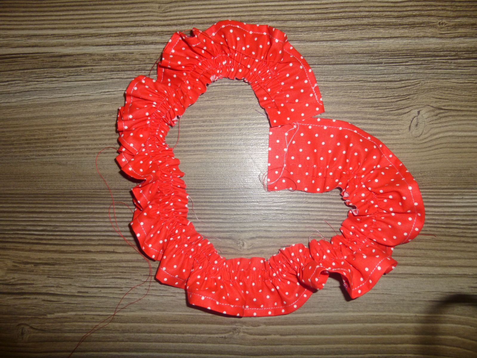 Blog-Inhaltsbild für 'Näh-Anleitung: LaneyART Rüschchen-Jeans-Rock'