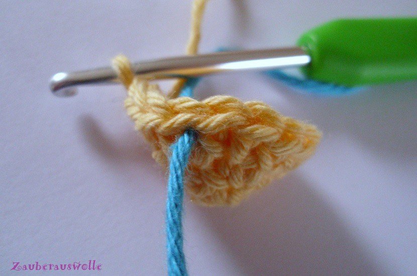 Blog-Inhaltsbild für 'Osterei Küken häkeln - DIY-kostenlose Anleitung'