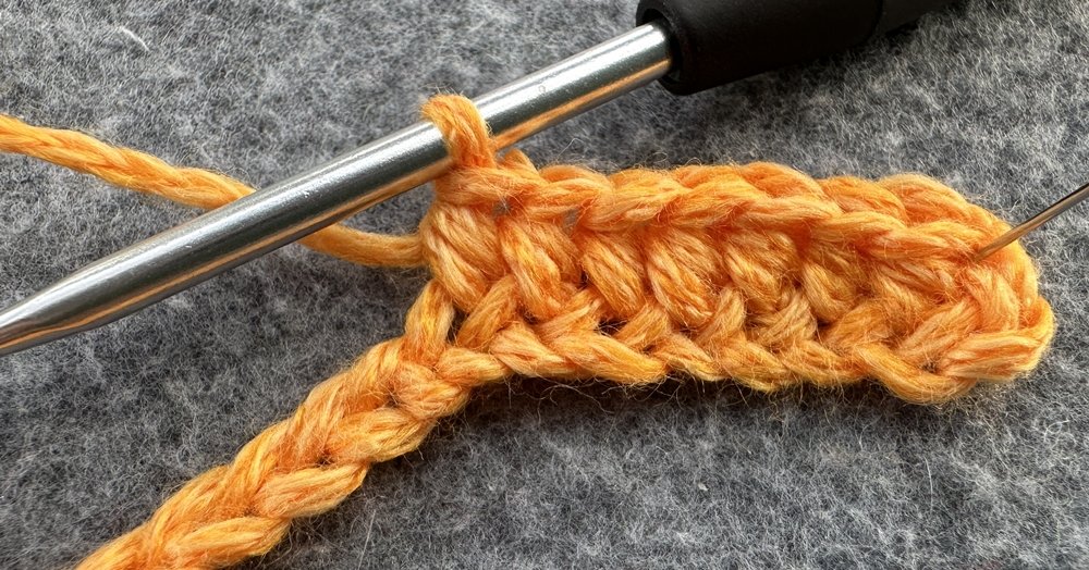 Blog-Inhaltsbild für 'Kleine Kürbisse als Schlüsselanhänger oder Taschenbaumler häkeln'