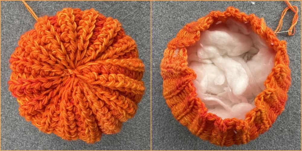 Blog-Inhaltsbild für 'Gehäkelte große Kürbisse als Dekoration'