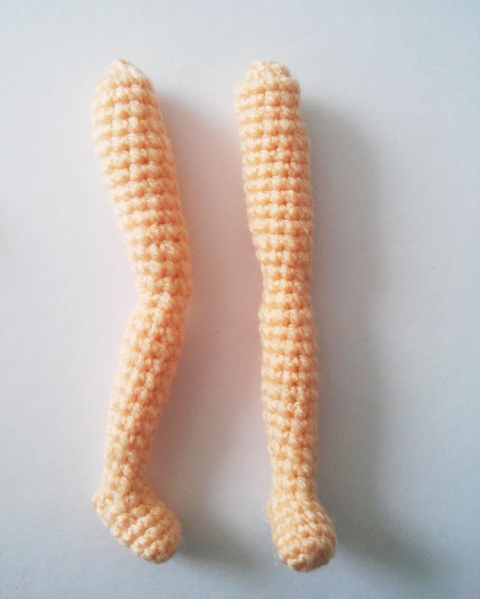 Blog content image for 'Small crocheted doll'