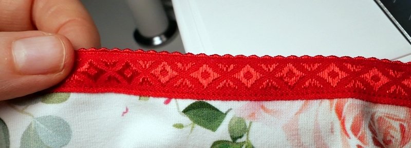 Blog-Inhaltsbild für 'Damenslips einfach selber nähen - Teil 2: Bündchen einfassen, Varianten, Tipps und Tricks'