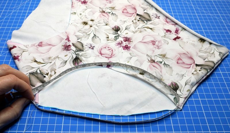 Blog-Inhaltsbild für 'Damenslips einfach selber nähen - Teil 2: Bündchen einfassen, Varianten, Tipps und Tricks'