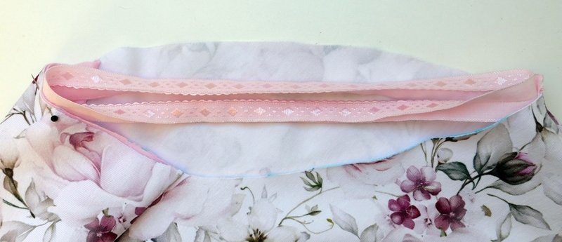 Blog-Inhaltsbild für 'Damenslips einfach selber nähen - Teil 2: Bündchen einfassen, Varianten, Tipps und Tricks'