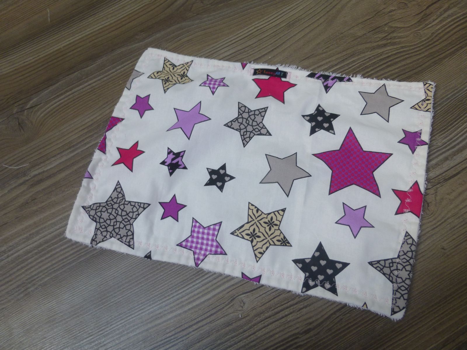 Blog-Inhaltsbild für 'Nähanleitung: Spucktuch für Babys'