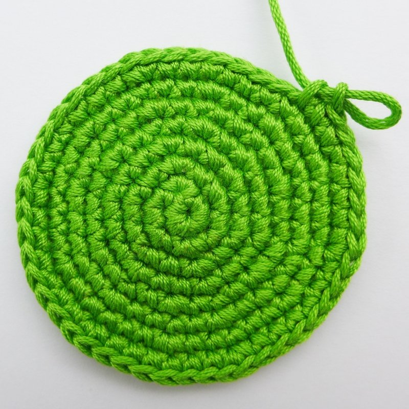 Blog-Inhaltsbild für 'Spielball für Kinder ... Zielwerfen, Büchsenwerfen usw. -  Gratis Häkelanleitung'