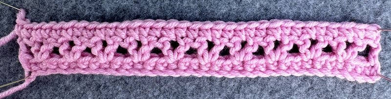 Blog-Inhaltsbild für 'Bunte Decke aus Wollresten häkeln'