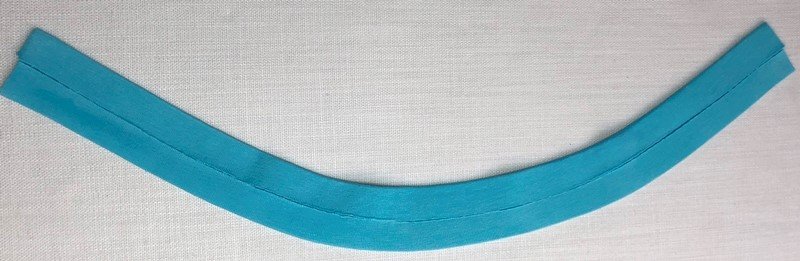 Blog-Inhaltsbild für 'Jersey-Blende für Halsausschnitt selber machen'