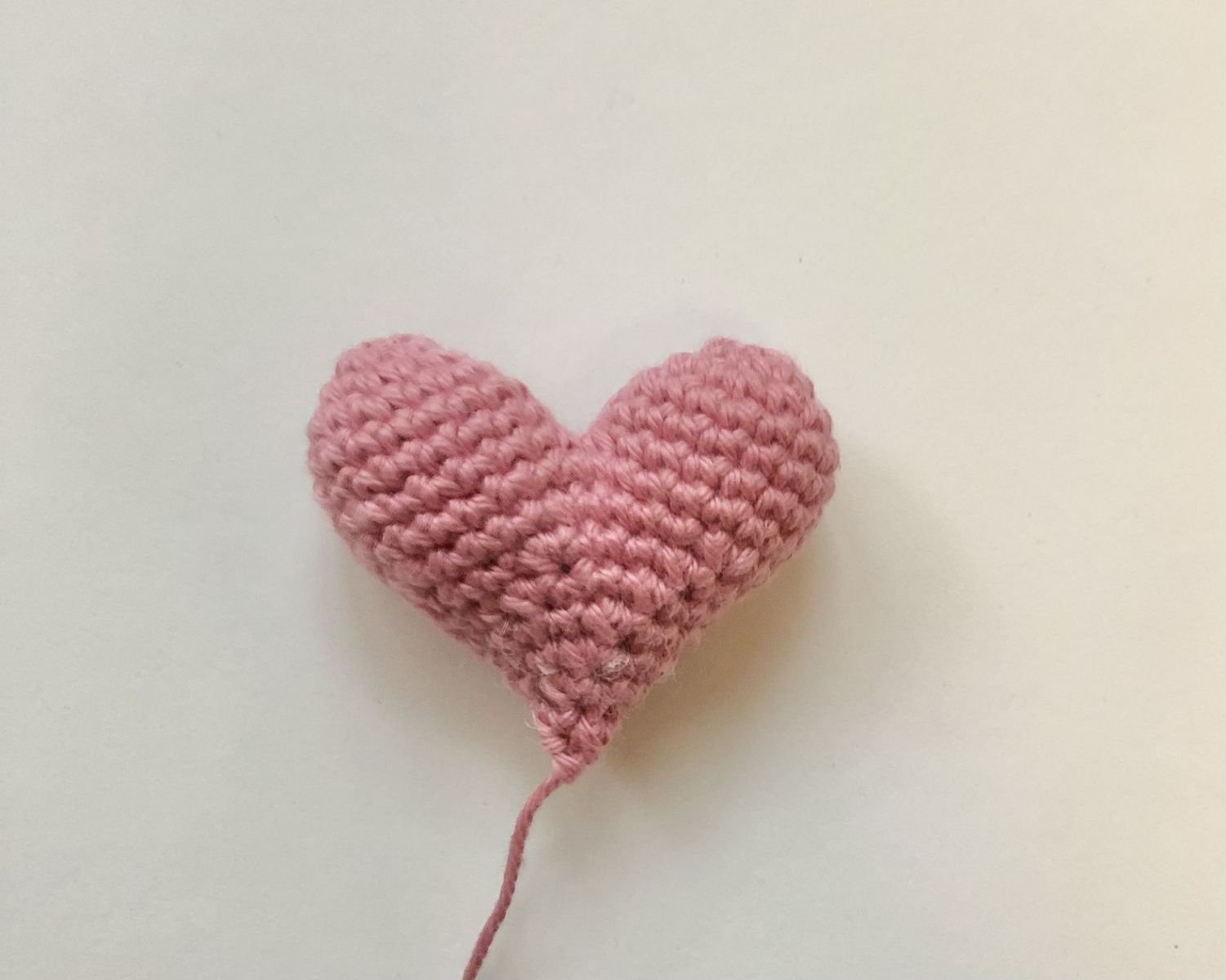 Blog-Inhaltsbild für 'Kostenlose Häkelanleitung Giraffenkranz'