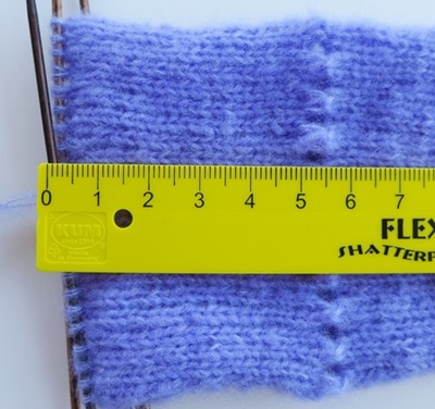 Blog-Inhaltsbild für 'Kostenlose Strickanleitung - Pulswärmer Deluxe'
