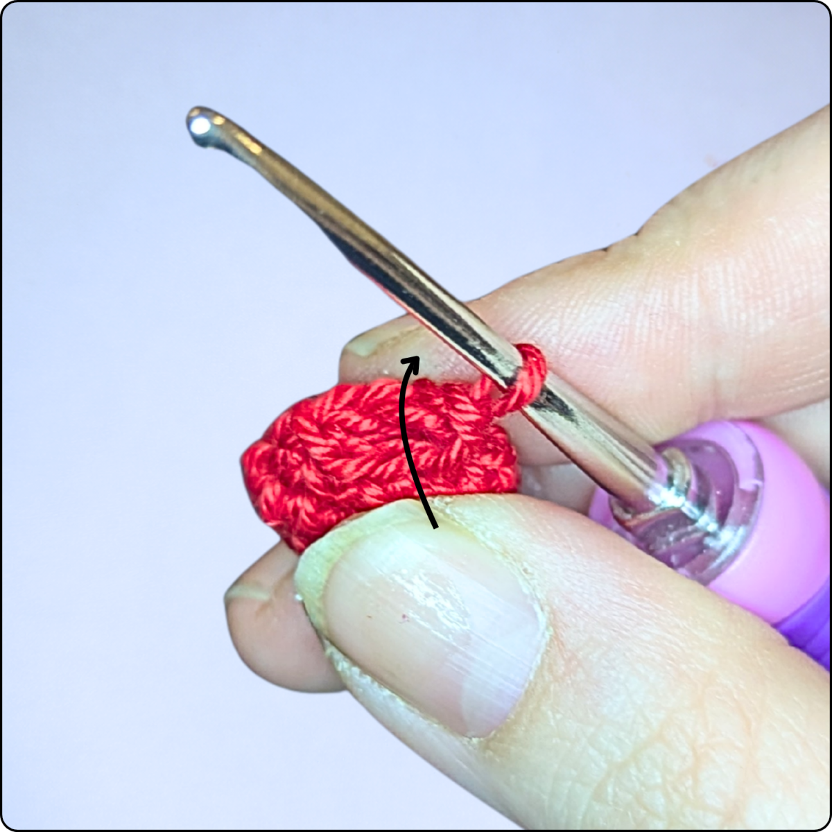 Blog-Inhaltsbild für 'Kostenlose Häkelanleitung: Schlüsselanhänger Erdbeere'