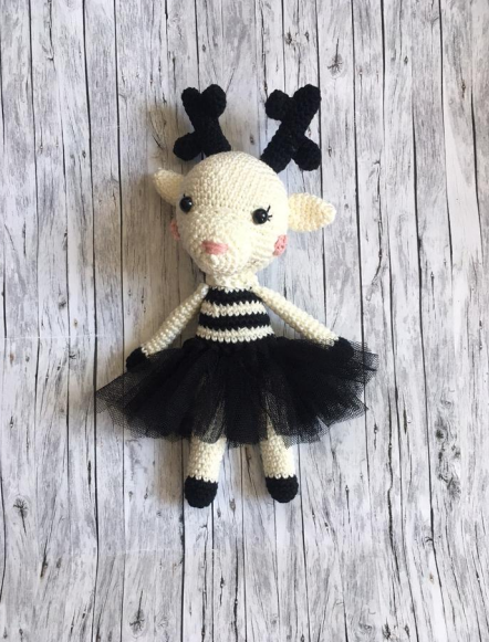 Blog-Inhaltsbild für 'Häkelanleitung Rentier Ballerina'