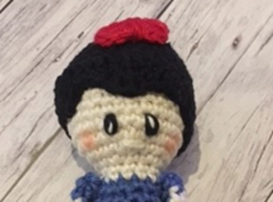 Blog-Inhaltsbild für 'Kostenlose Häkelanleitung Schneewittchen'