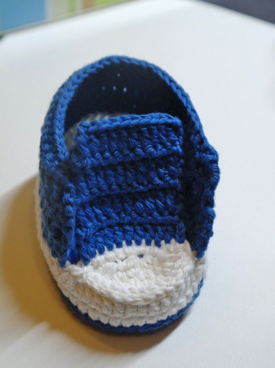 Blog-Inhaltsbild für 'Häkelanleitung Baby- Turnschuhe'