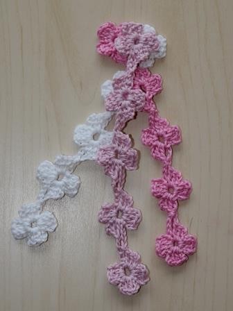 Blog-Inhaltsbild für 'kostenlose Häkelanleitung für eine Blumenkette'