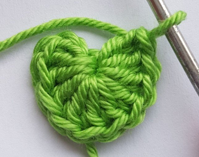 Blog-Inhaltsbild für 'Kostenlose Häkelanleitung Schlüsselanhänger/ Osterdeko Häschen'