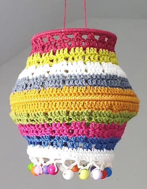 Blog-Inhaltsbild für 'Fadenspannung beim Häkeln: Warum dein Ergebnis trotz exakter Befolgung der Anleitung ganz anders aussehen kann ... und was du dagegen tun kannst'