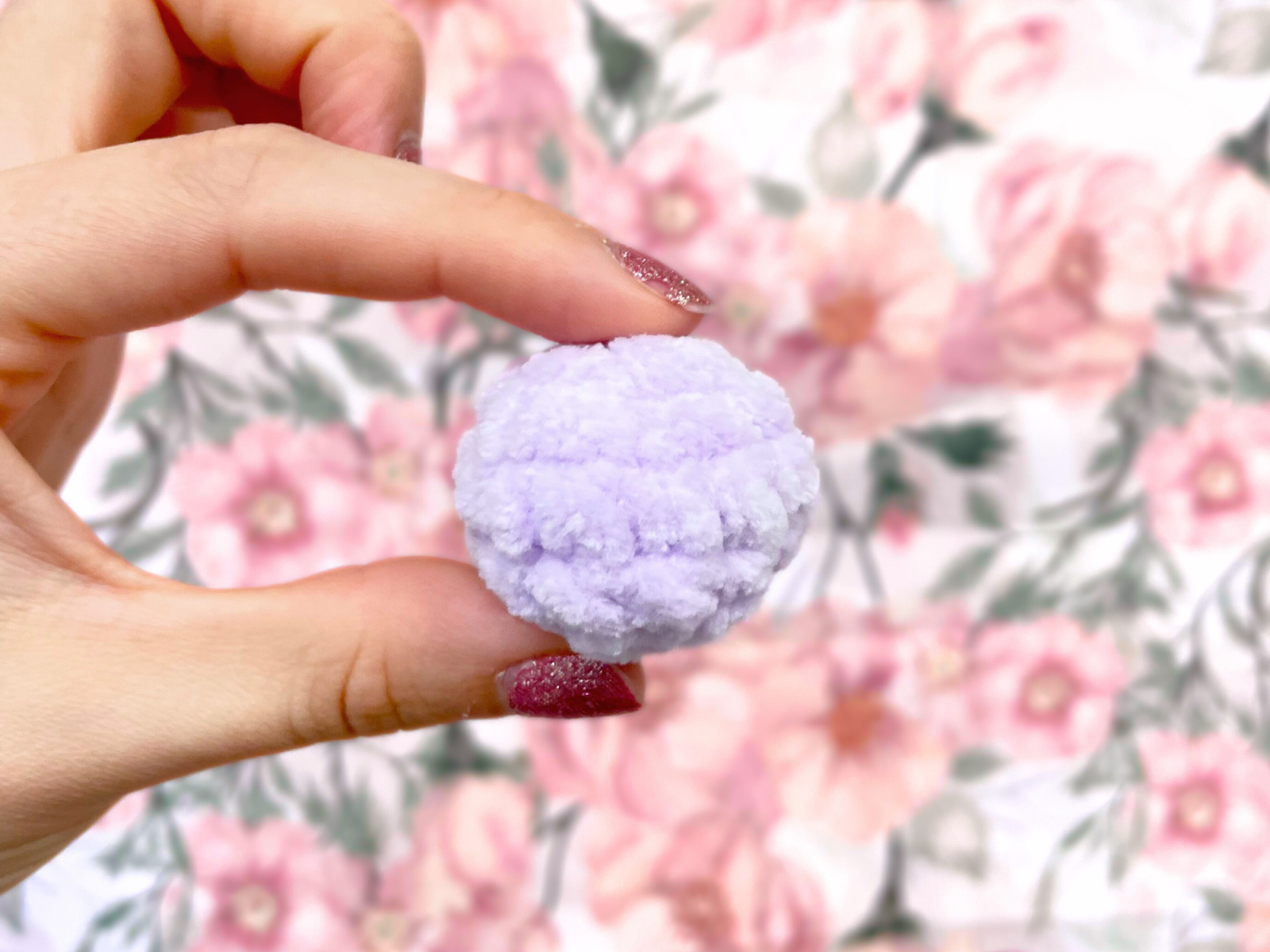 Blog-Inhaltsbild für 'Kostenlose Häkelanleitung Weihnachtsbaumkugel "Schneemann"'